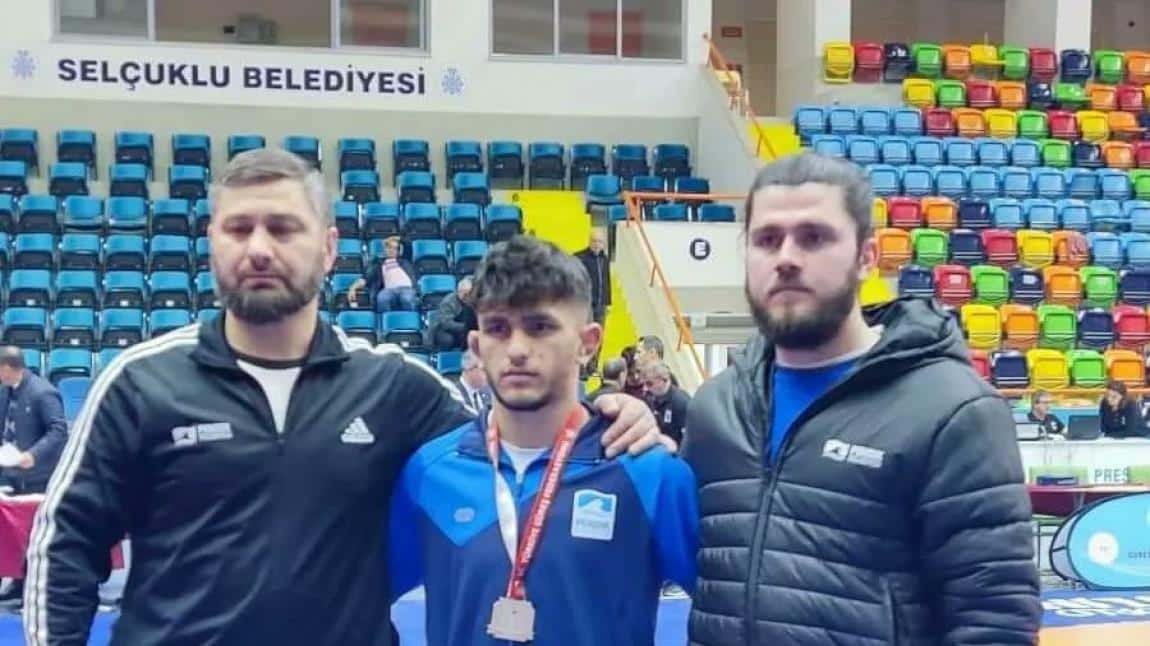 Serbest Güreş Türkiye Şampiyonasında Okulumuzun Başarısı 